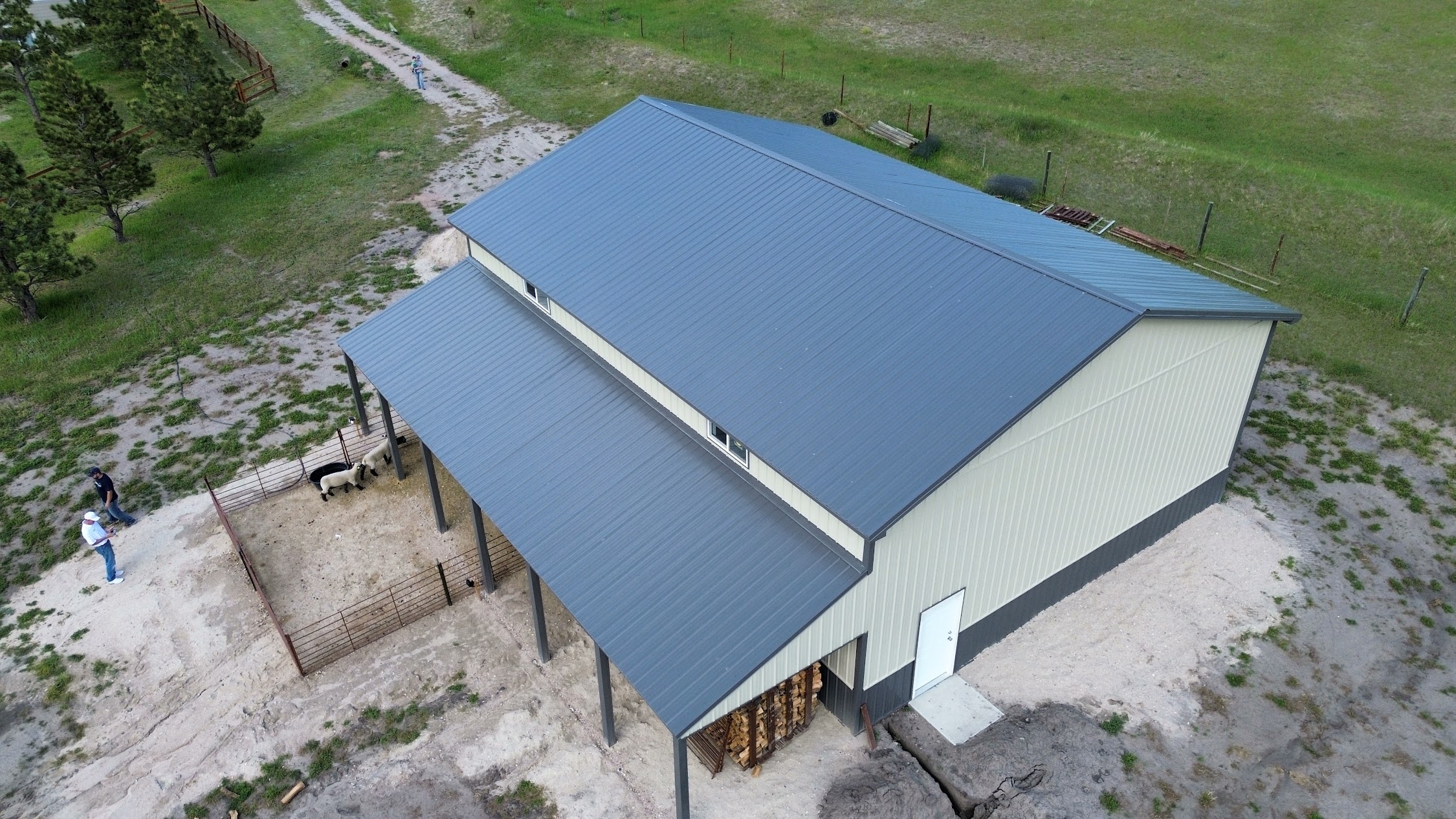 Barn & Garage Roofing project example 1